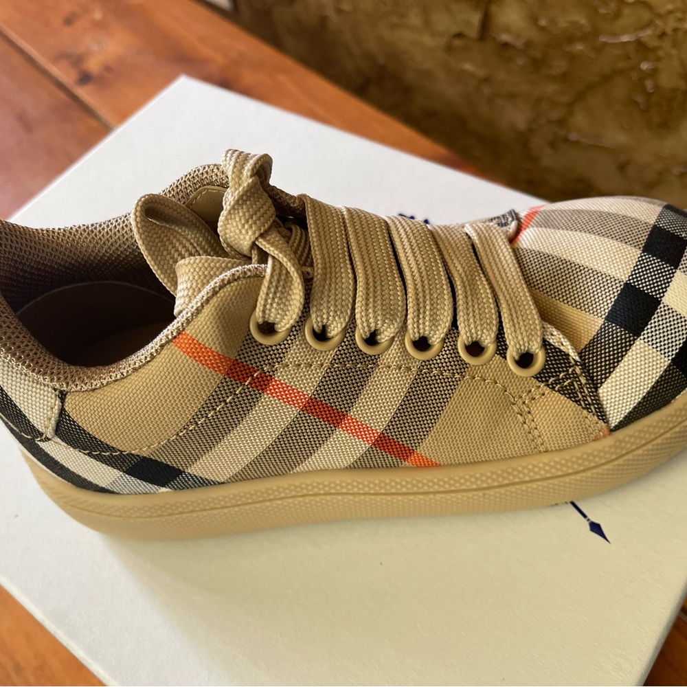 Burberry Beige Plaid Sneakers